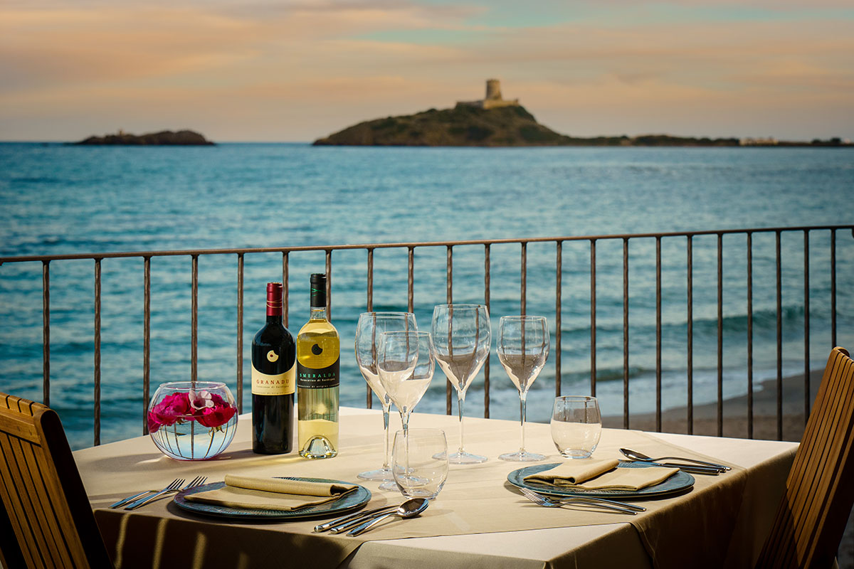 Esterno Ristorante Don Carlo fronte spiaggia Su Guventeddu