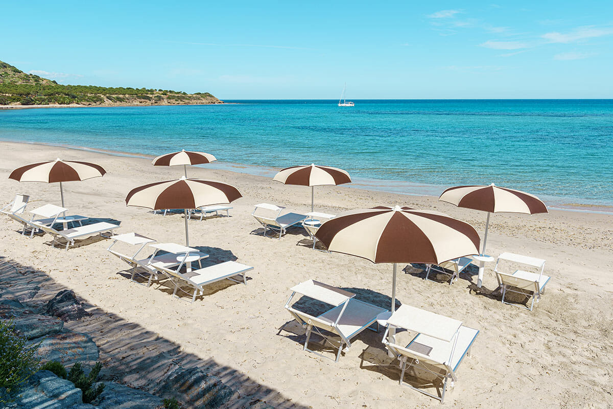 lavora con noi al santefis hotel sardegna