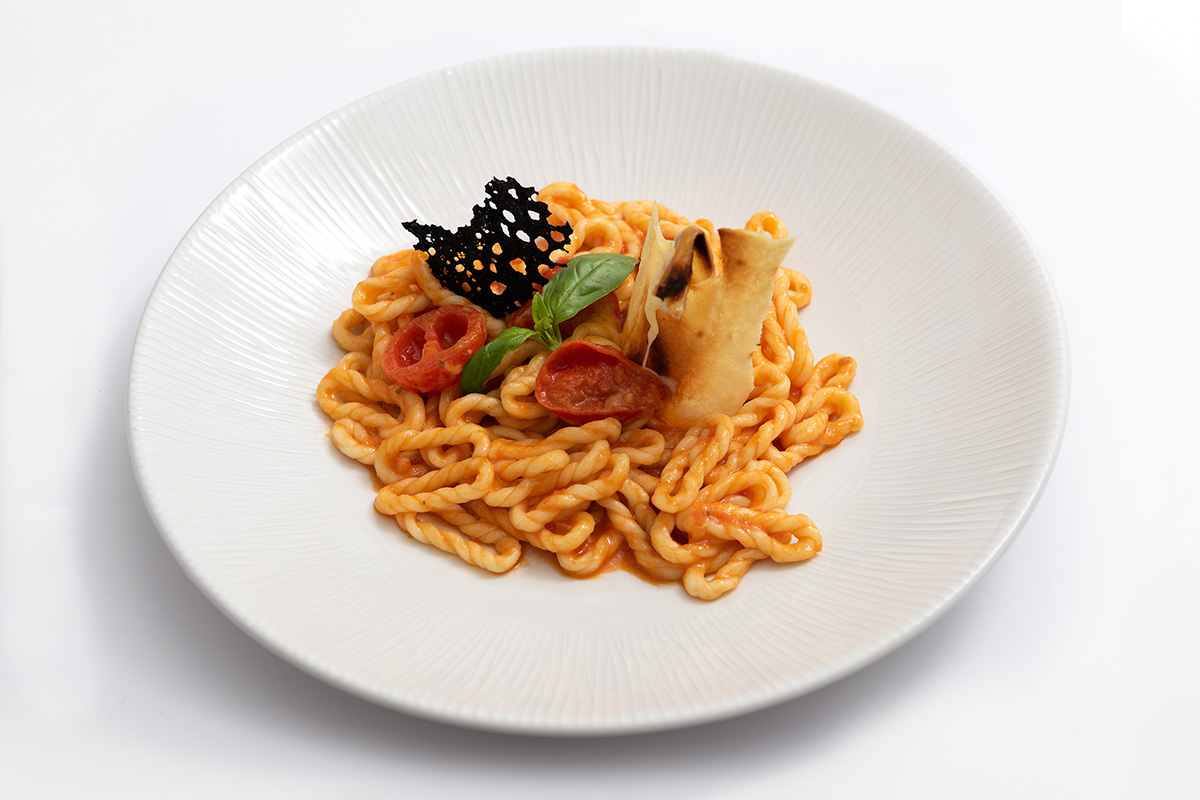 Esperienza gastronomica al Ristorante Don Carlo del Sant'Efis Hotel: cucina gourmet in Sardegna