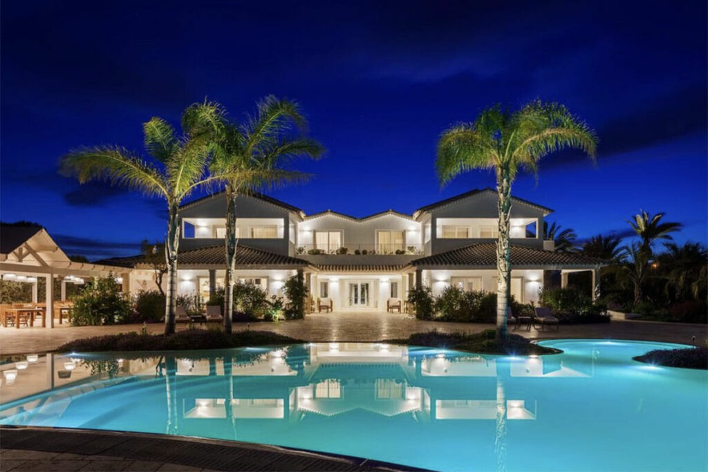 Luxury wedding setup on beachfront terrace Sant'Efis Hotel Pula